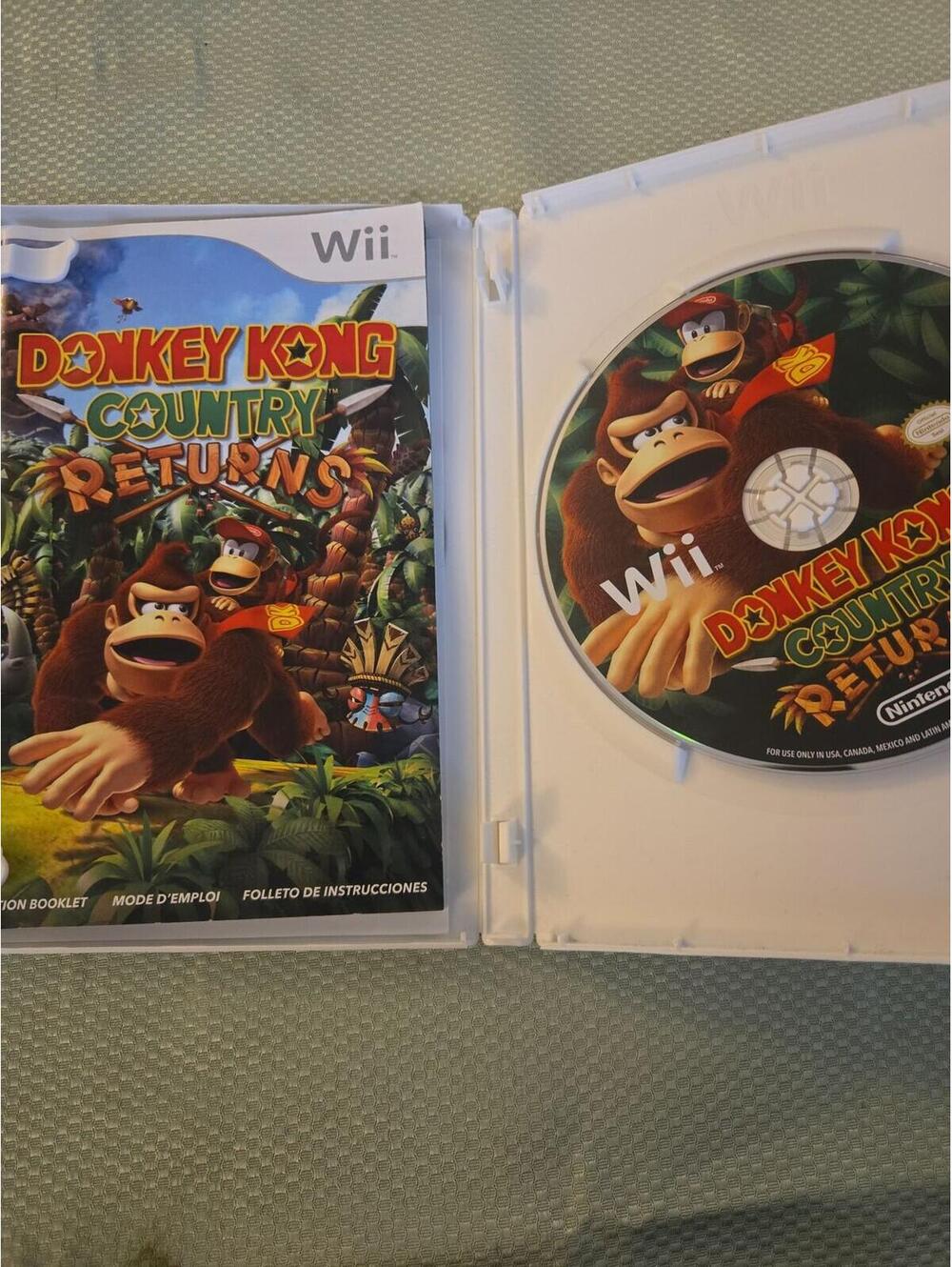 Donkey Kong Country Returns - Nintendo Wii (CIB) - Picture 2 of 4